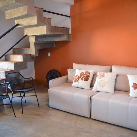 Vila Astra - Jacuzzi Privativa, Natureza E Conforto Алту-Параизу-ди-Гояс Экстерьер фото