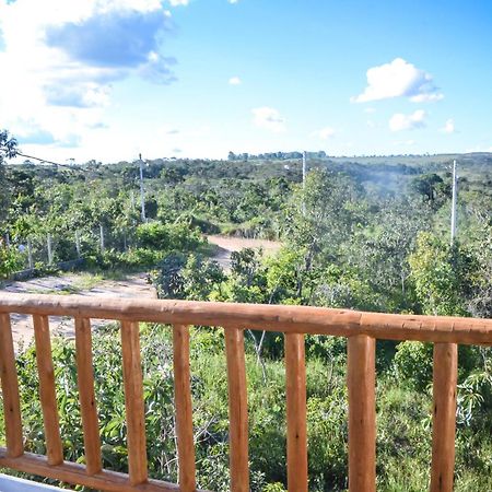 Vila Astra - Jacuzzi Privativa, Natureza E Conforto Алту-Параизу-ди-Гояс Экстерьер фото