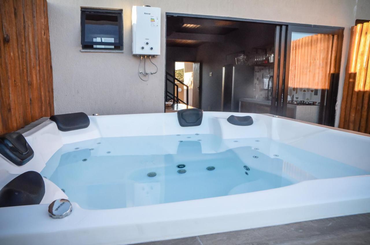 Vila Astra - Jacuzzi Privativa, Natureza E Conforto Алту-Параизу-ди-Гояс Экстерьер фото